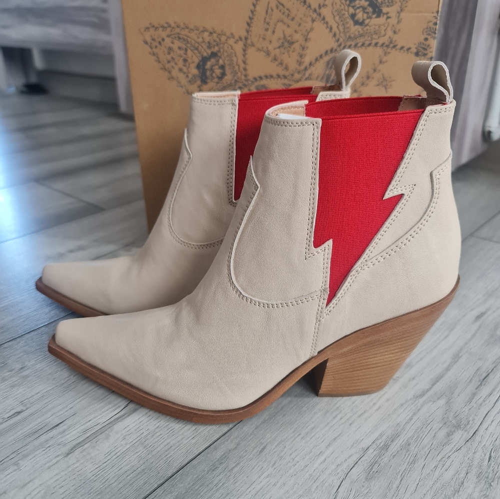 Free People Flash Chelsea Western Boots - Picture 1 of 8
